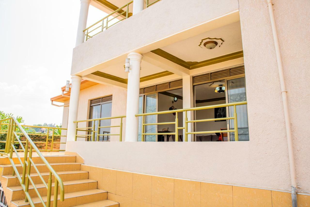 بيت شباب Kigali Castle المظهر الخارجي الصورة