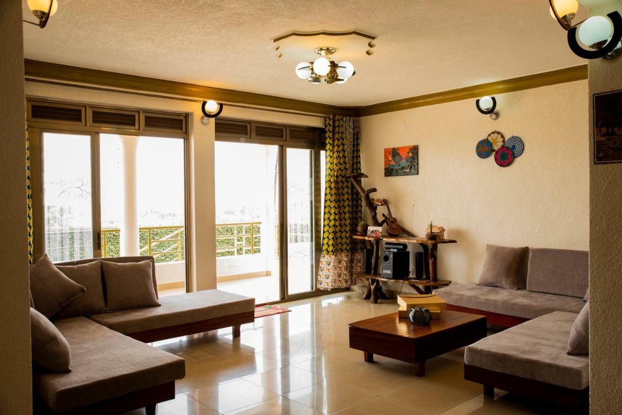 بيت شباب Kigali Castle المظهر الخارجي الصورة