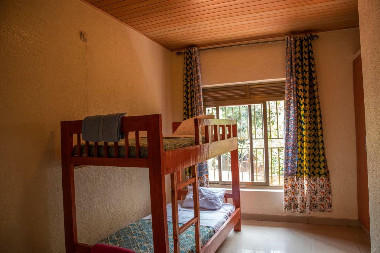 بيت شباب Kigali Castle المظهر الخارجي الصورة
