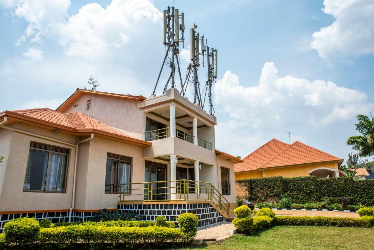 بيت شباب Kigali Castle المظهر الخارجي الصورة