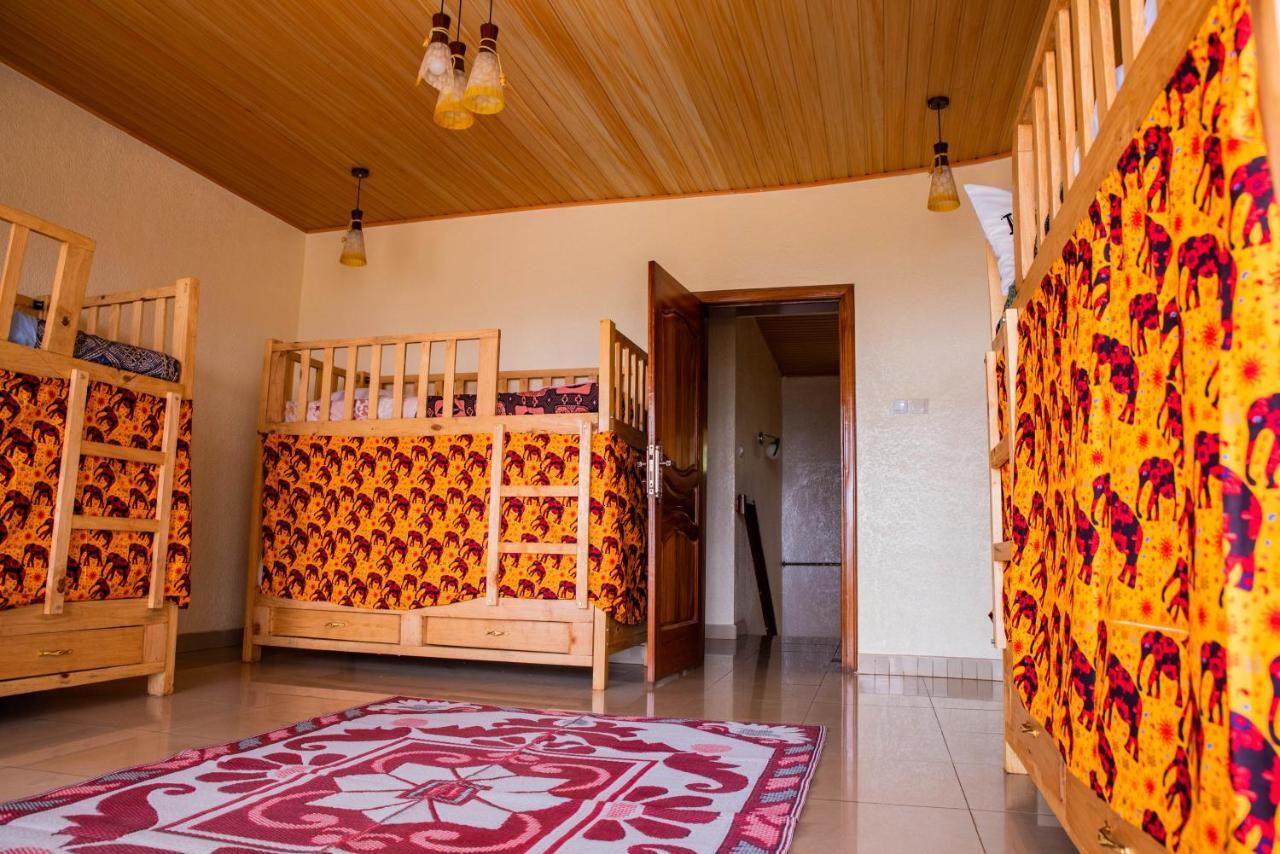 بيت شباب Kigali Castle المظهر الخارجي الصورة