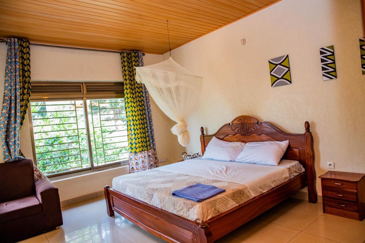 بيت شباب Kigali Castle المظهر الخارجي الصورة