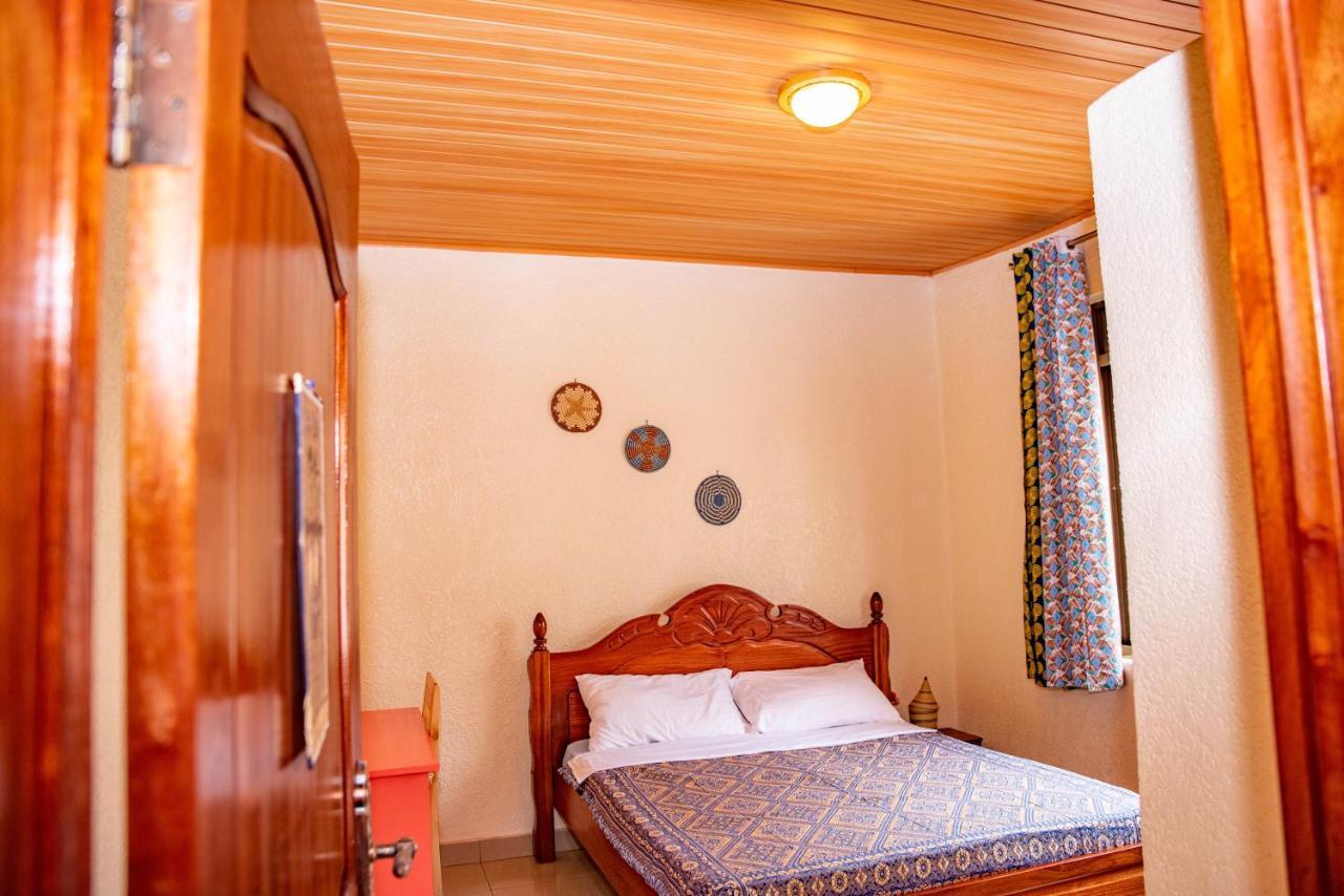 بيت شباب Kigali Castle المظهر الخارجي الصورة